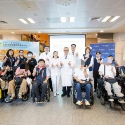 2024 慈濟醫院脊髓損傷義診活動時，擺攤推廣補助導尿管